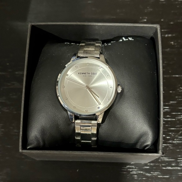Kenneth Cole Silver Steel Crystallized Watch KC50044004 - Picture 3 of 4